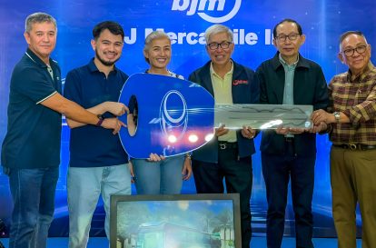 Cagsawa handing over the key to BJM